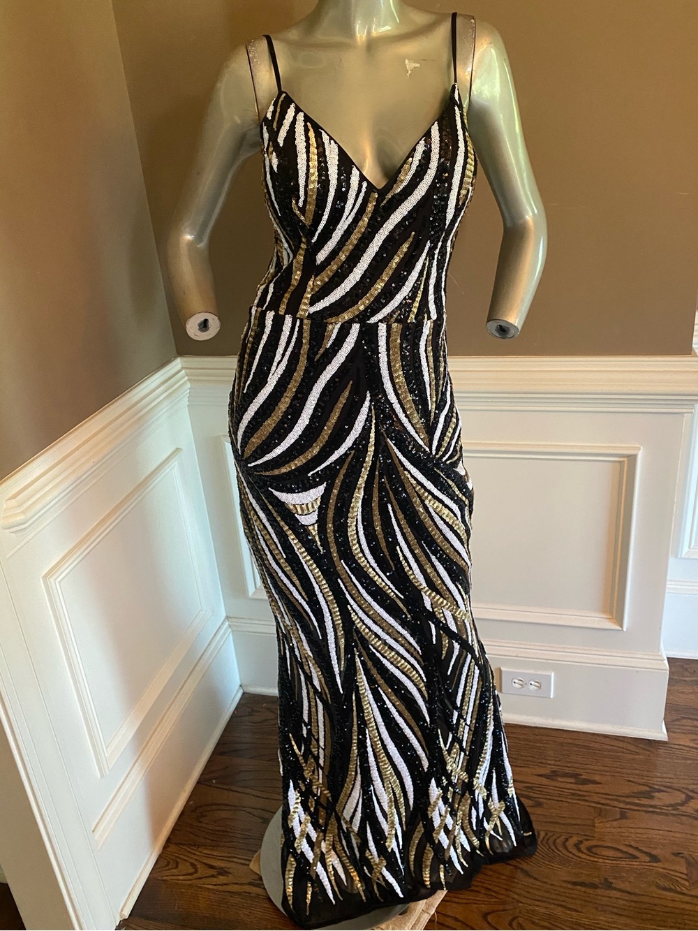 Marciano Los Angeles Black, Gold & White Sequin Evening Gown size 8